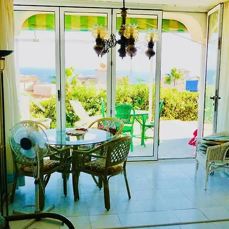 Seaview Terrace شقة